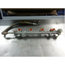 92X014 Fuel Injectors Set With Rail From 2004 Mitsubishi Galant  2.4